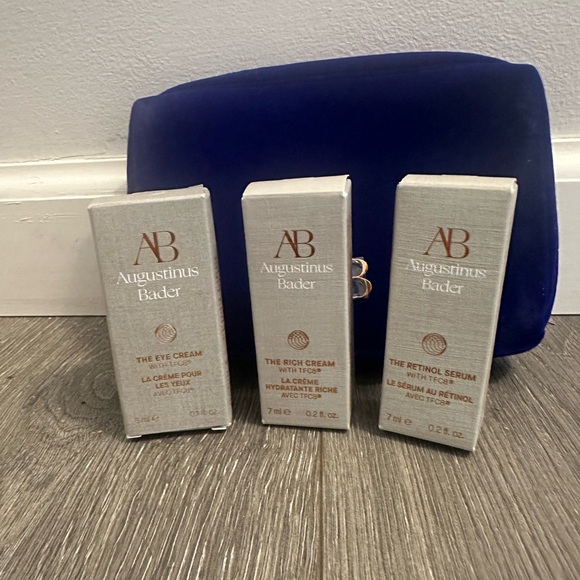 Augustinus Bader Skincare Set with Blue Velvet Pouch - Picture 3 of 4